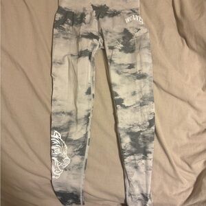 Darc sport wolves women’s camo leggings Small